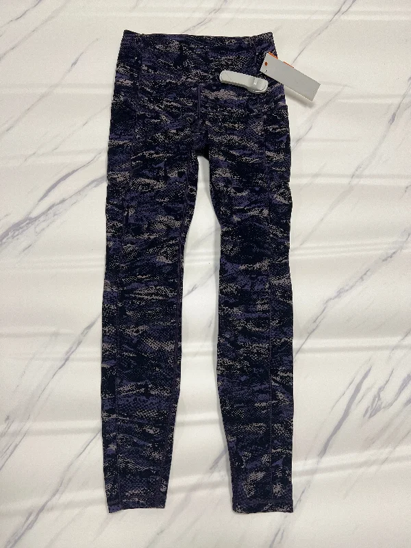 Youthful Street Fashion Athletic Leggings By Lululemon  Size: 4