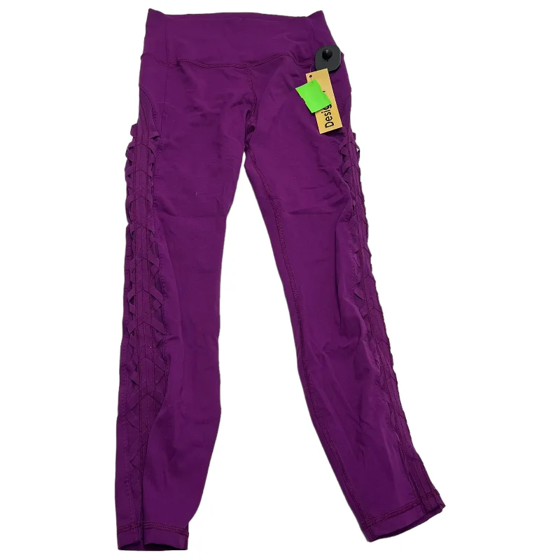 Unique Design Athletic Leggings By Lululemon  Size: S
