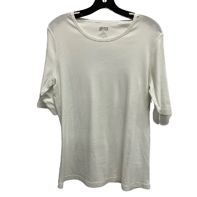 Street Charm Top Short Sleeve Basic By Duluth Trading In White, Size: L