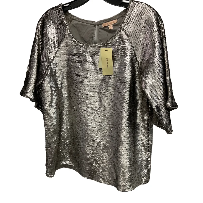 Fresh And Natural Top Short Sleeve By Skies Are Blue In Silver, Size: S